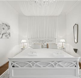 4-5 bedroom villa with Split City and Sea Views sleeps 8-10
